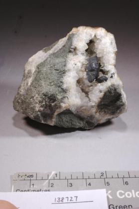 Babingtonite