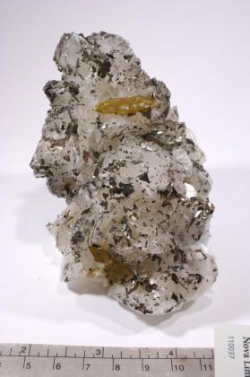 Pyrrhotite with Chalcopyrite and Cubanite and Siderite
