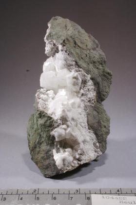 Heulandite