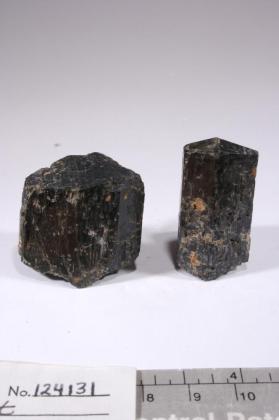 Fluororichterite