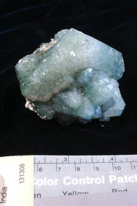 Apophyllite-(KF)