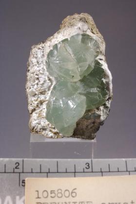 PREHNITE