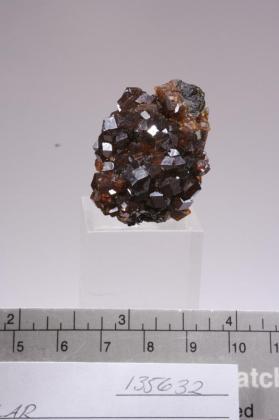 GROSSULAR