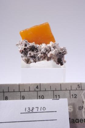 Wulfenite