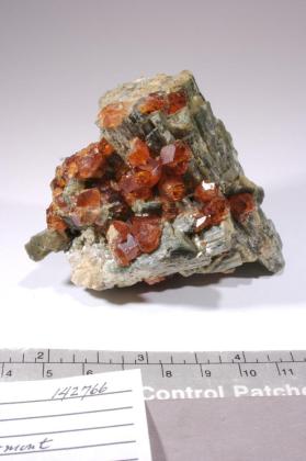 DIOPSIDE with GROSSULAR