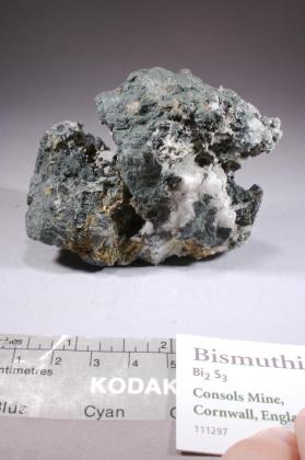 Bismuthinite with Chalcopyrite and Pyrite and Quartz