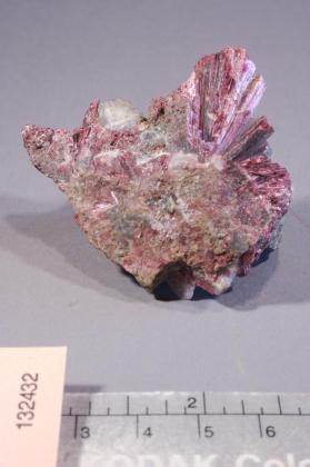 Erythrite