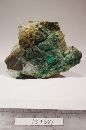 Wolframite Series with Quartz and secondary copper minerals