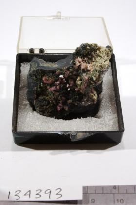 Phosphosiderite with Barbosalite