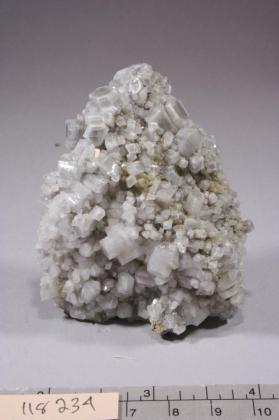 Harmotome with Apophyllite-(KF)