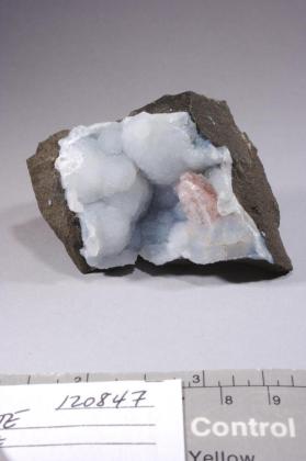 Heulandite