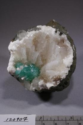 Heulandite