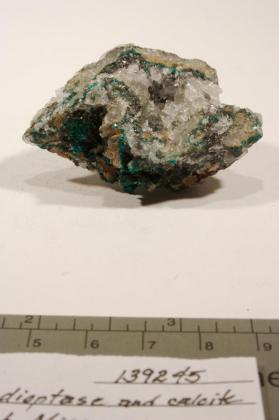 Mottramite with CALCITE and Dioptase