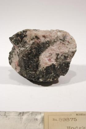 Hodgkinsonite