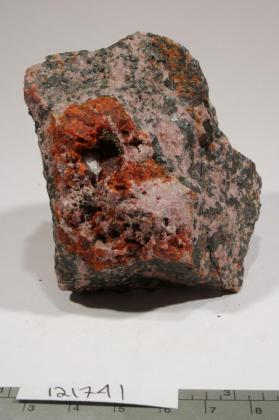 Leucophoenicite