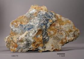 Strunzite with Biotite and Triphylite