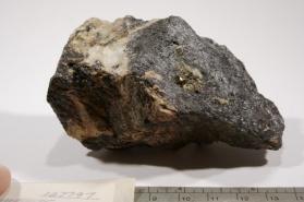 Columbite-(Fe)