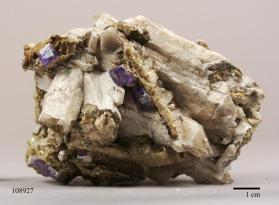 FLUORAPATITE with Cookeite and Quartz