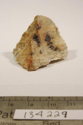 Columbite-(Fe) with MICROCLINE