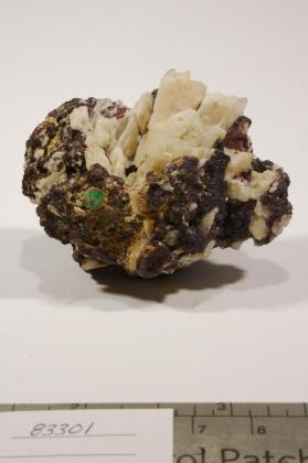 CUPRITE with Quartz