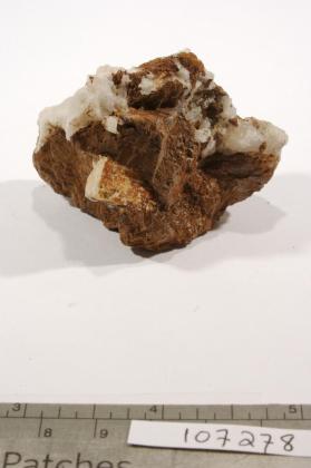 Wagnerite with Magnesite and Quartz