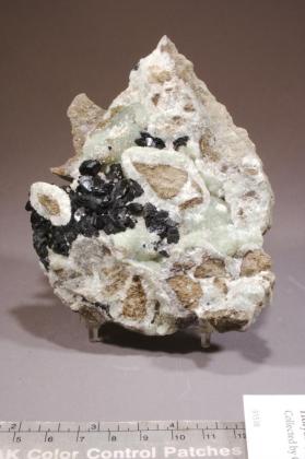 Babingtonite