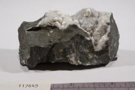 Tacharanite