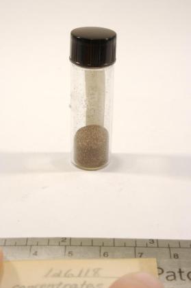 STIBIOTANTALITE