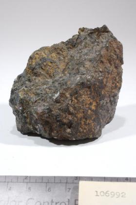 Allanite-(Ce) with Bismuthinite and Cerite