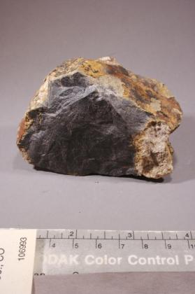 Britholite-(Ce)