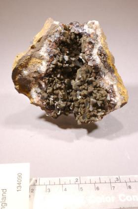 Siderite with Goethite and Quartz