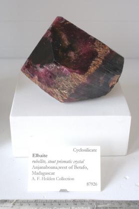 Liddicoatite