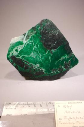 transvaal jade with Chromite