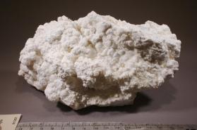 Hydromagnesite