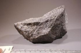 Ganomalite