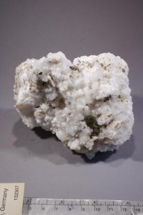 Hydromagnesite