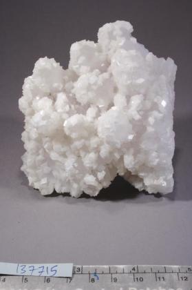 Dolomite with Quartz