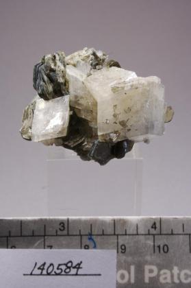 Dolomite with Muscovite