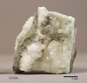 PREHNITE