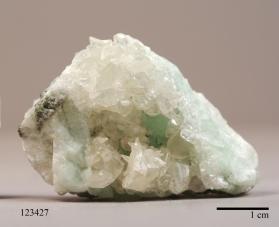 PREHNITE