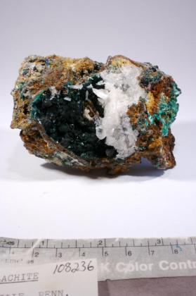 CERUSSITE