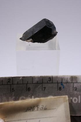 Aenigmatite