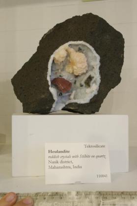 Heulandite