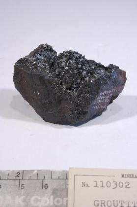 Groutite