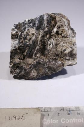 Hollandite with CALCITE