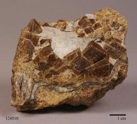 GROSSULAR