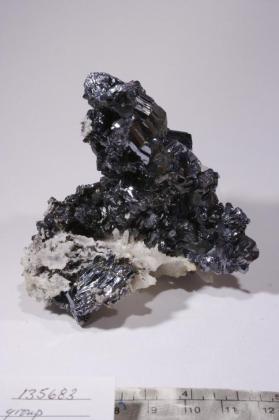 Pyrargyrite with Quartz