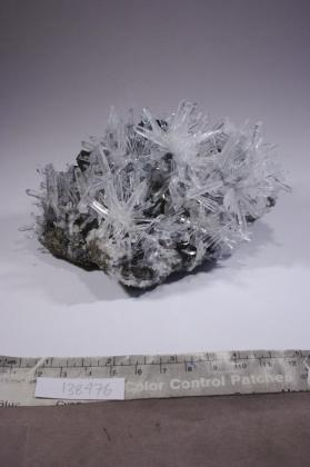 Quartz with SPHALERITE