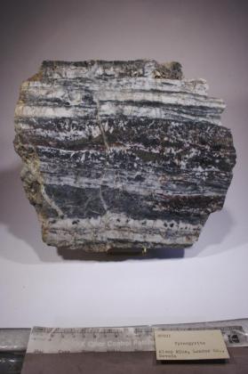 Babingtonite