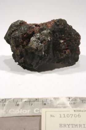 Erythrite